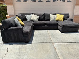 Sectional Couch-Free Delivery