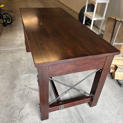 Four Piece Wood Loving Room Furniture Set