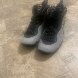 Nike Air Foamposite Size 7