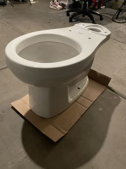 American Standard Reliant 12 in. Rough In 2-Piece 1.28 GPF Single Flush Round Toilet with Slow Close Seat in White 