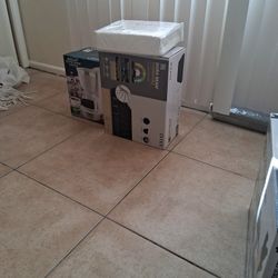 Queen Sheet Set N Air Mattress And Coffee Maker