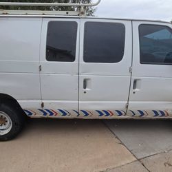 1999 Ford E-250 Ready To Part Out Or Repair