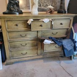 9 Drawer Dresser