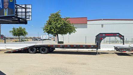 MAXX D HD Equipment 8.5 x 32 Trailer 25k