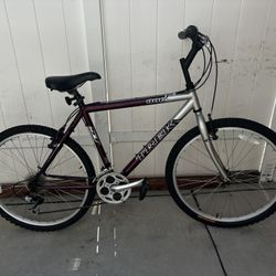 Trek 800 Sport Mountain Bike 