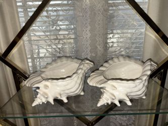 Ceramic Seashell Bowls - Set of 2 - Beautiful Coastal Decor!