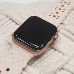 Apple Watch SE Smartwatch - Pay $1 today and the rest later!!