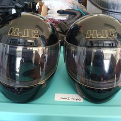 Black HJC Motorcycle Helmet(Size M)