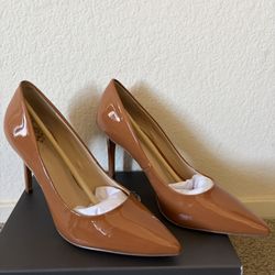 Vince Camuto Tawny Size 9 Heels
