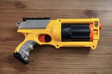 Nerf N-Strike Maverick Rev-6 Dart Blaster Toy Gun Yellow