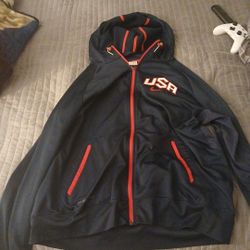 USA BASKETBALL TEAM SWEATER (REAL)