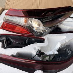 Factory Replacement Headlights And Tail Lights 2022 Camry Se