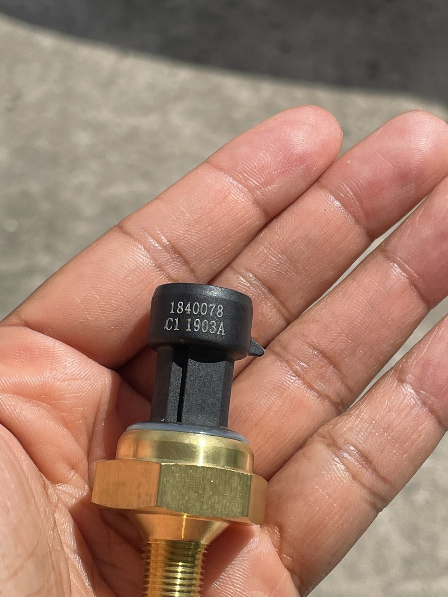 Ford OEM Exhaust Back Pressure Sensor 1C3Z-9J460-AA (Motorcraft DPFE-1)