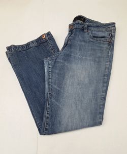 Rocawear Women’s Embroidered Pocket Jeans Size 15/16 Straight Leg Medium Wash