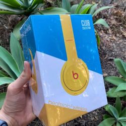 New Sealed Beats Solo 3 Wireless Bluetooth Headphones in Yellow 