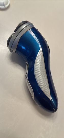 Vintage Norelco Phillips Blue Rechargeable Shaver