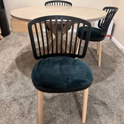 4 Emerald Green Dining Chairs 