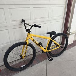 Selling my SE Big Flyer 29”. Bike is in great shape and rides perfectly. Super smooth and ready to go. 29” wheels Single speed Strong brakes Rear pegs