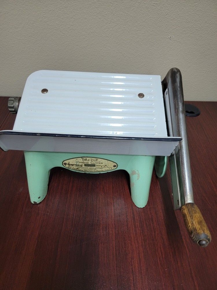Vintage 1950's Tru-cut Cheese Cutter