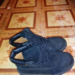 Women , TimberLand Boots.