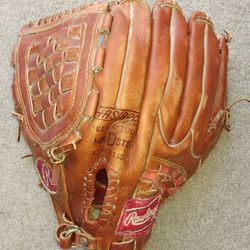 "Rawlings" Baseball Glove ⚾️ 