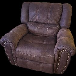$300 - Sofa, Love Seat & Recliner - Must Pickup No Delivery