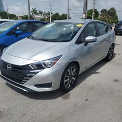 2023 Nissan Versa SV