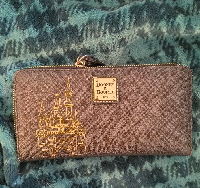 Dooney & Bourke Wristlet/Wallet 