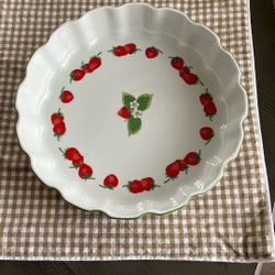 Vintage 70s Portmeirion  Summer Strawberry 12”quiche Pie Baking Dish England