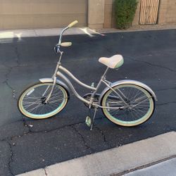 Girls Huffy Bike 