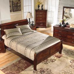 Ashley Cherry Sleigh 5pc Queen Bedroom Group NEW