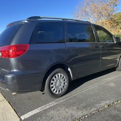 2008 Toyota Sienna CE