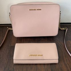 Crossbody Bag -Michael Kors