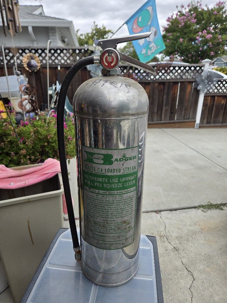 VINTAGE Badger Fire Extinguisher