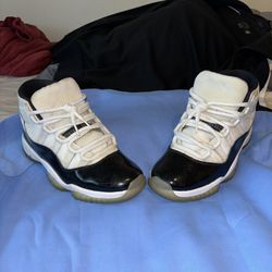 Jordan 11 “concord” Size 9.5