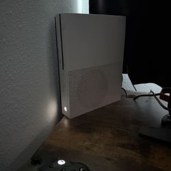 Xbox One S/Monitor/Elite Controller