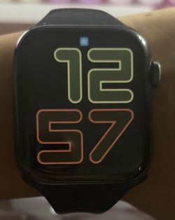 Black Apple Watch 6