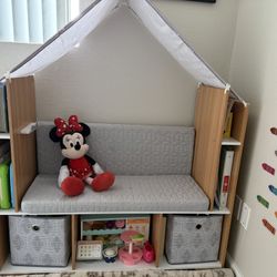 Kid Bookshelf
