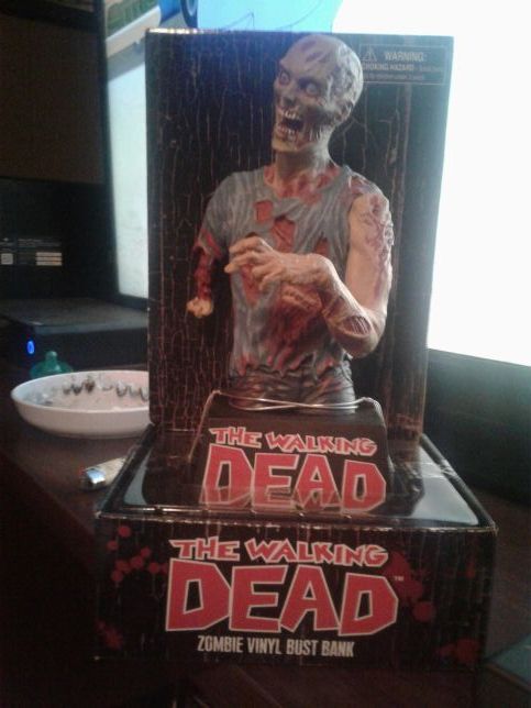 Walking dead zombie bank new