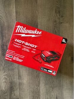 Milwaukee Hot Shot Jump Starter M18