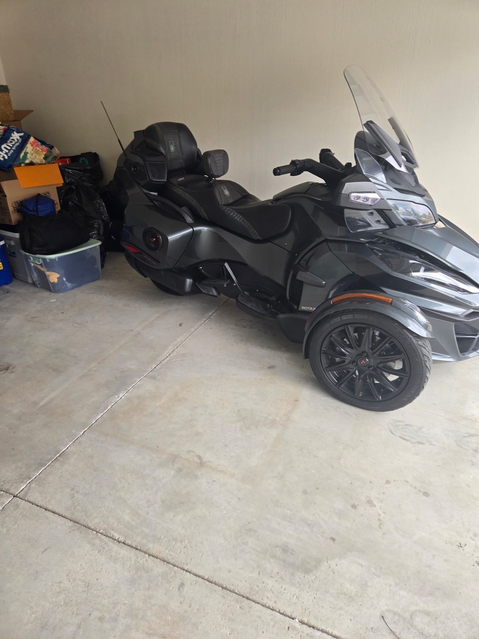 2018 Can Am Spyder Roadster RT