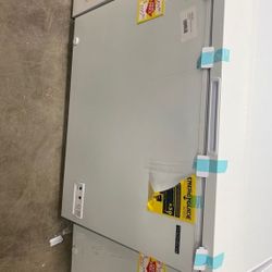 Thomson TFRF710 chest freezer