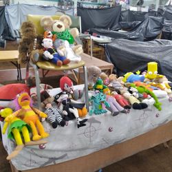 ViNTAGE PLUSH FOR SALE FIRST COME!