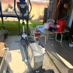 ProForm Smart Strider 895 CSE elliptical machine