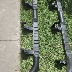 CHEVY SILVERADO OEM RUNNING BOARDS