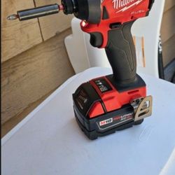 Milwaukee Impact Drill 