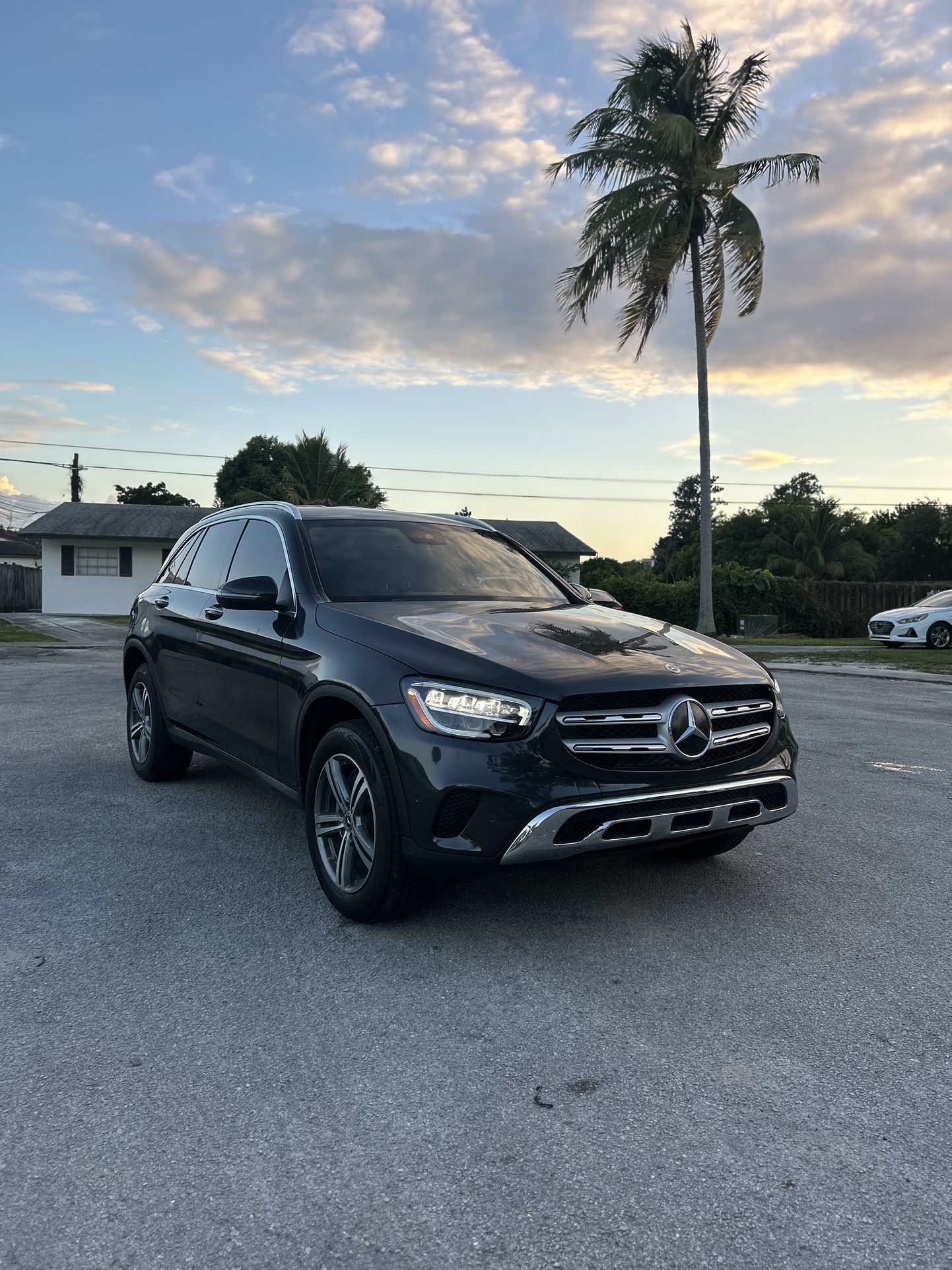 2022 Mercedes-Benz GLC 300