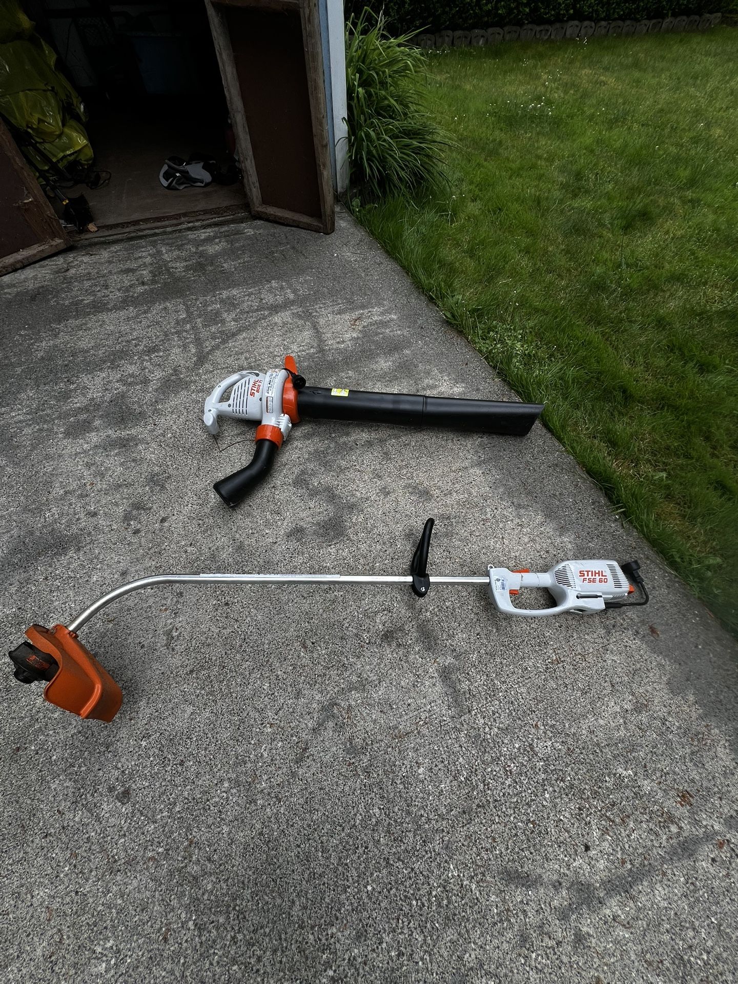 Stihl Electric Weed Wacker And Leaf Blower