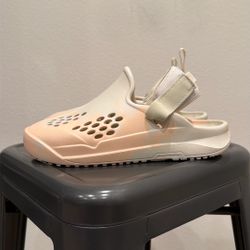 Size 9 - Clearweather Switchback Sandal Clog Croc Style Shoe Sneaker Slides - Nike Adidas