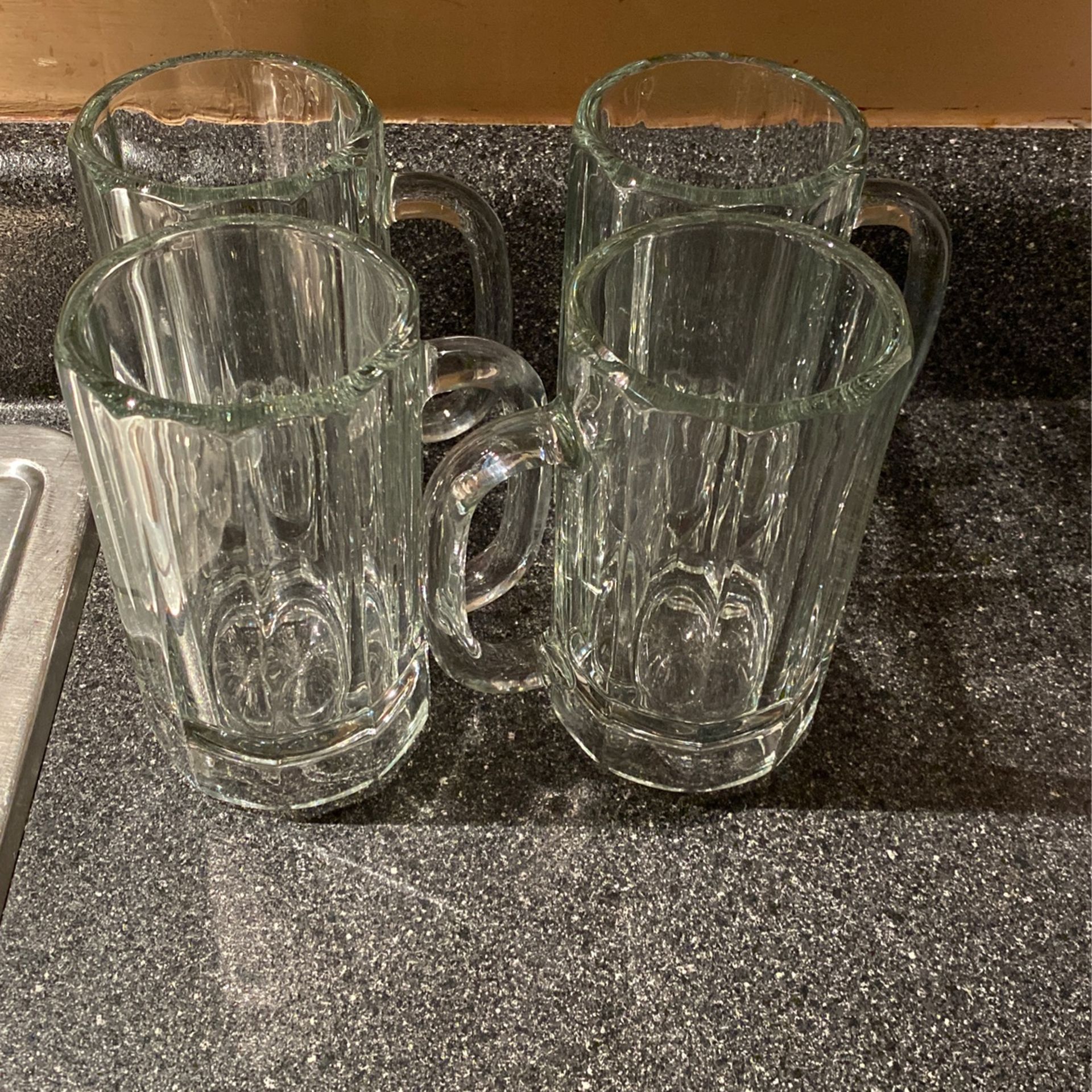 4 Beer Mug brand New. 4$ for all very thick glass.